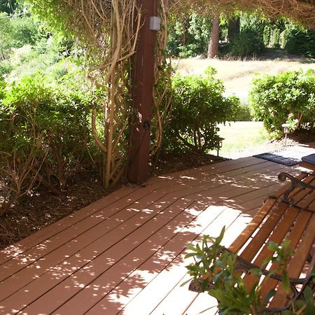 Enchanter Ocean View Suites Madeira Park Δωμάτιο φωτογραφία